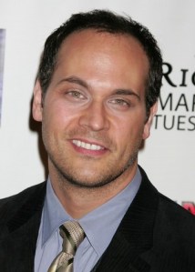 80197301DL085_THE_RICHES_SE